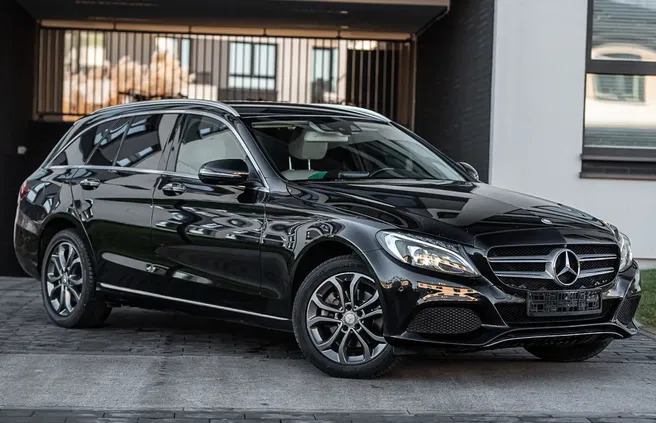 radom Mercedes-Benz Klasa C cena 73900 przebieg: 146000, rok produkcji 2016 z Radom